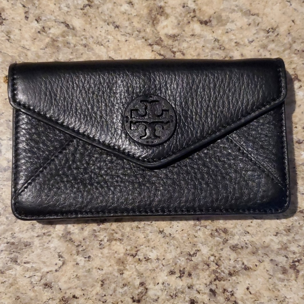 Authentic Tory burch wallet/ clutch